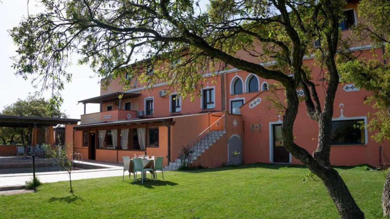 Casa Ginestra - Gonnesa Apartamento Exterior foto